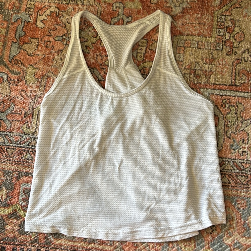 Lululemon white cropped tank top